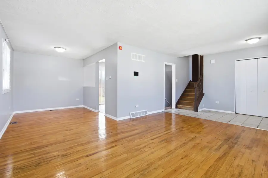 16544 Prairie Avenue, South Holland, IL 60473 - #3