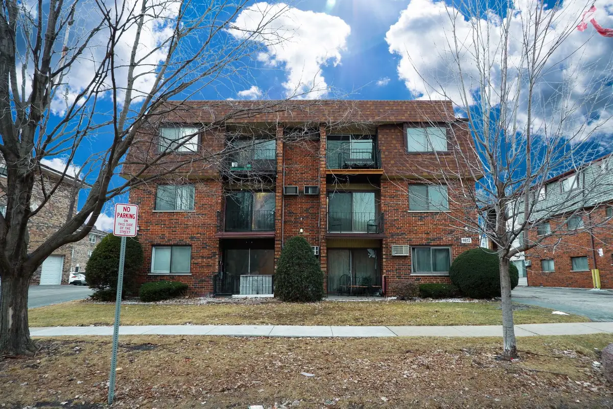 9832 Nottingham Avenue #10, Chicago Ridge, IL 60415 - #1