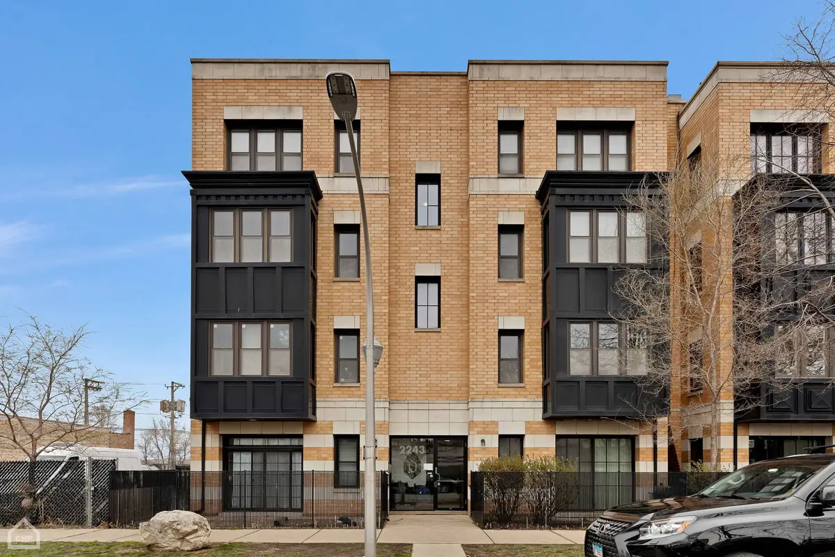 2243 N Lister Avenue #402, Chicago, IL 60614 - #1