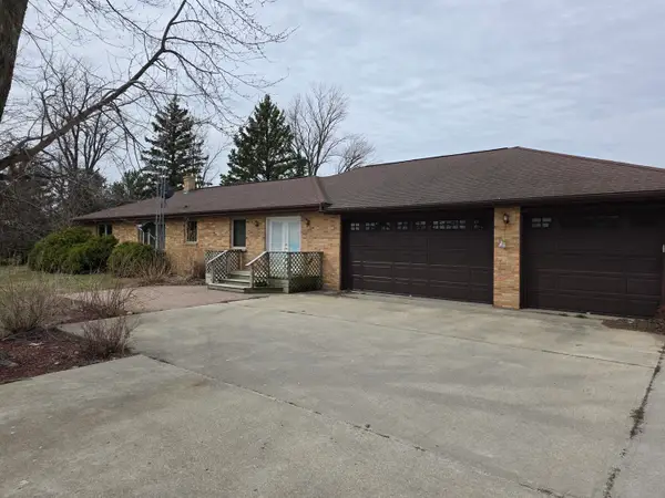 8132 Matznick Road, Prophetstown, IL 61277