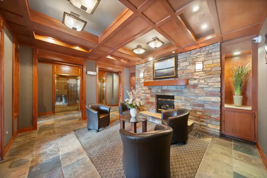 100 Prairie Park Drive #207, Wheeling, IL 60090 - #2