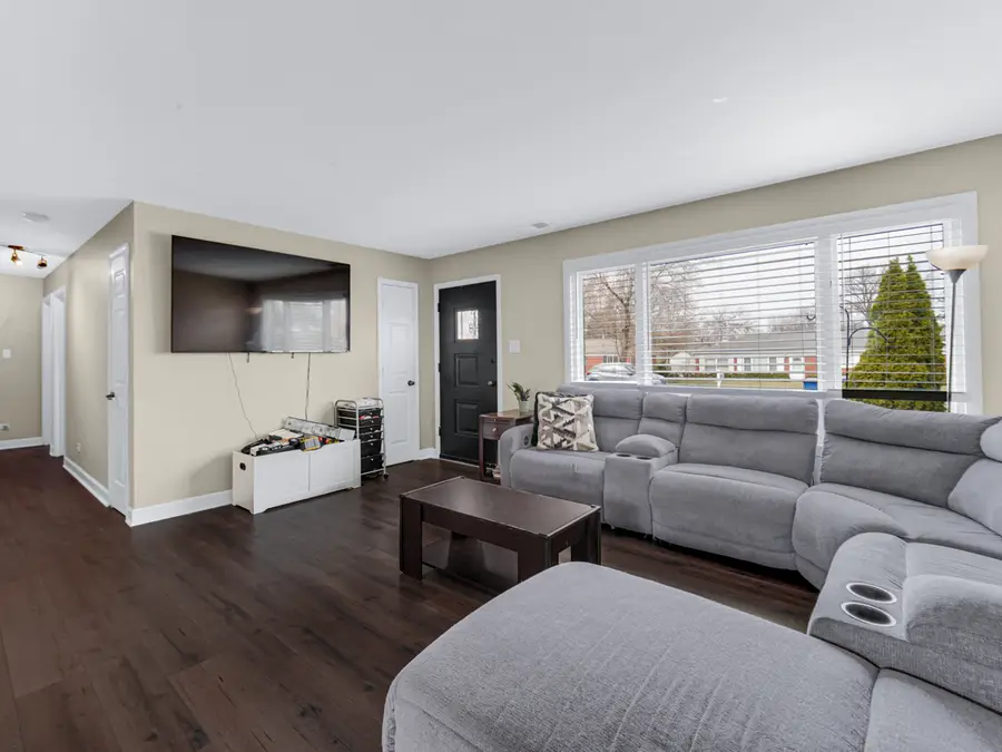 31 E 14th Place, Lombard, IL 60148 - #3