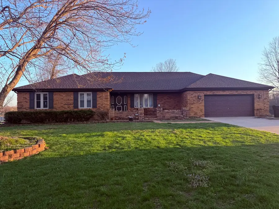 1815 Paula Lane, Marion, IL 62959 - #2