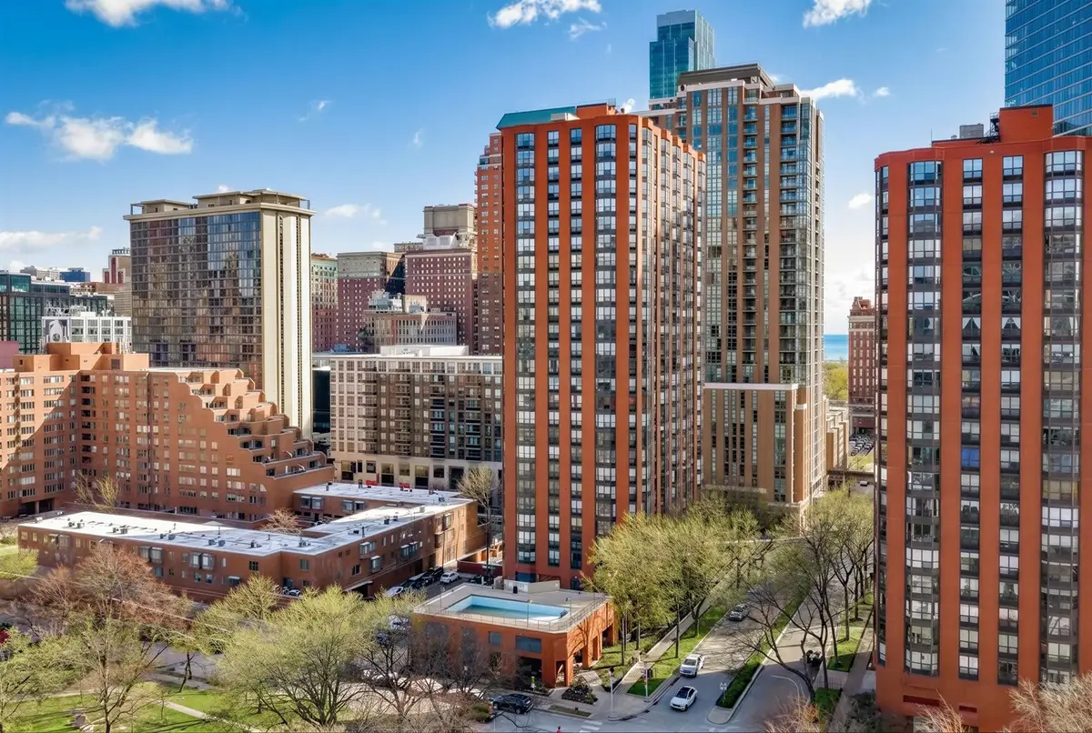 899 S Plymouth Court #2010, Chicago, IL 60605 - #1