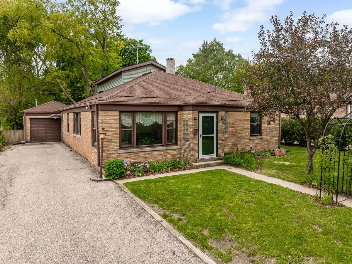 493 E Palatine Road, Palatine, IL 60074 - #1