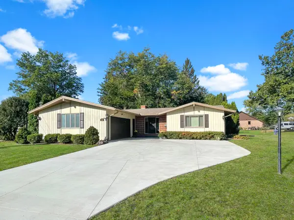 1318 Ridgefield Road, Freeport, IL 61032