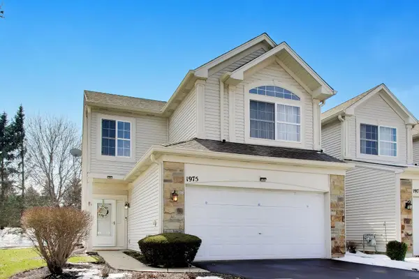 1975 Misty Ridge Court #1-1, Aurora, IL 60503