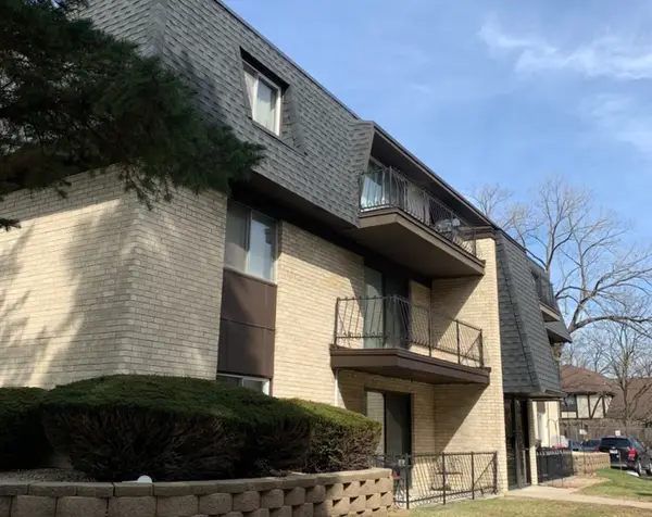 11115 S 84th Avenue #2A, Palos Hills, IL 60465