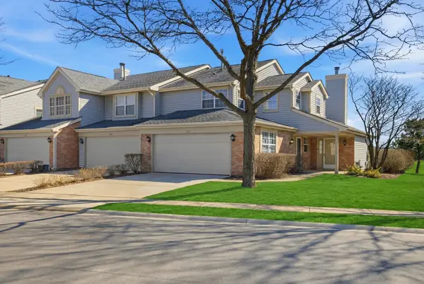 1447 Club Drive #A, Glendale Heights, IL 60139
