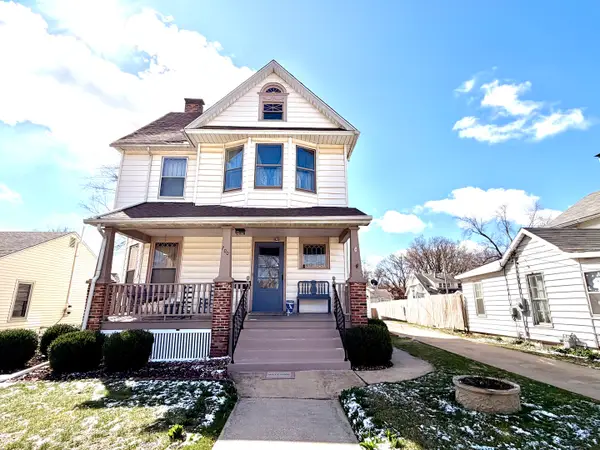 700 W Main Street, Clinton, IL 61727