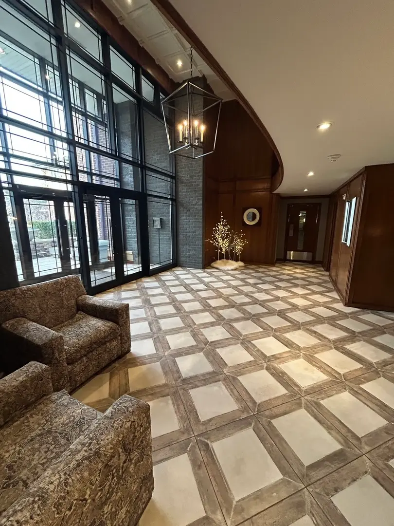 4 Oak Brook Club Drive #G205, Oak Brook, IL 60523 - #3