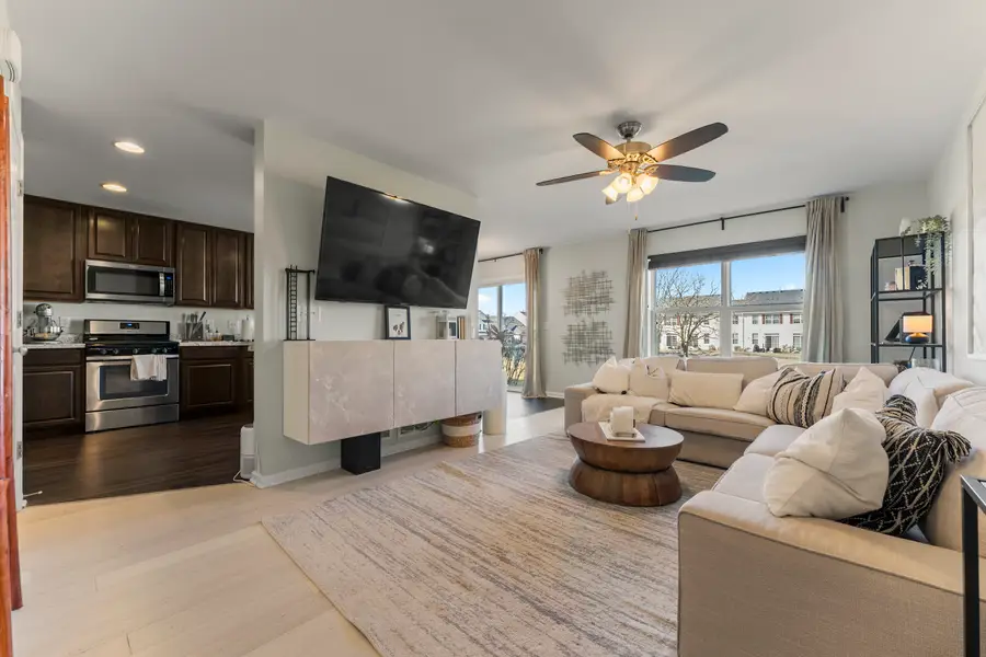 740 Florence Street, Hampshire, IL 60140 - #2