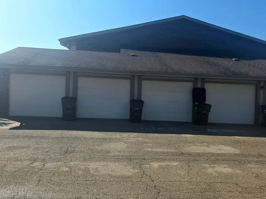 703 Garden Circle #3, Streamwood, IL 60107 - #2