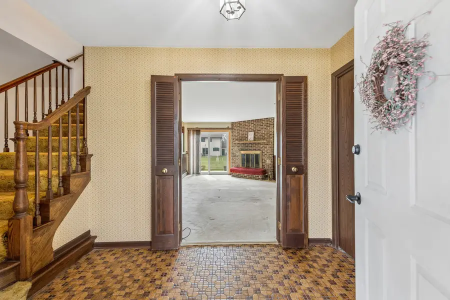 5017 Kenneth Drive, Crystal Lake, IL 60014 - #3