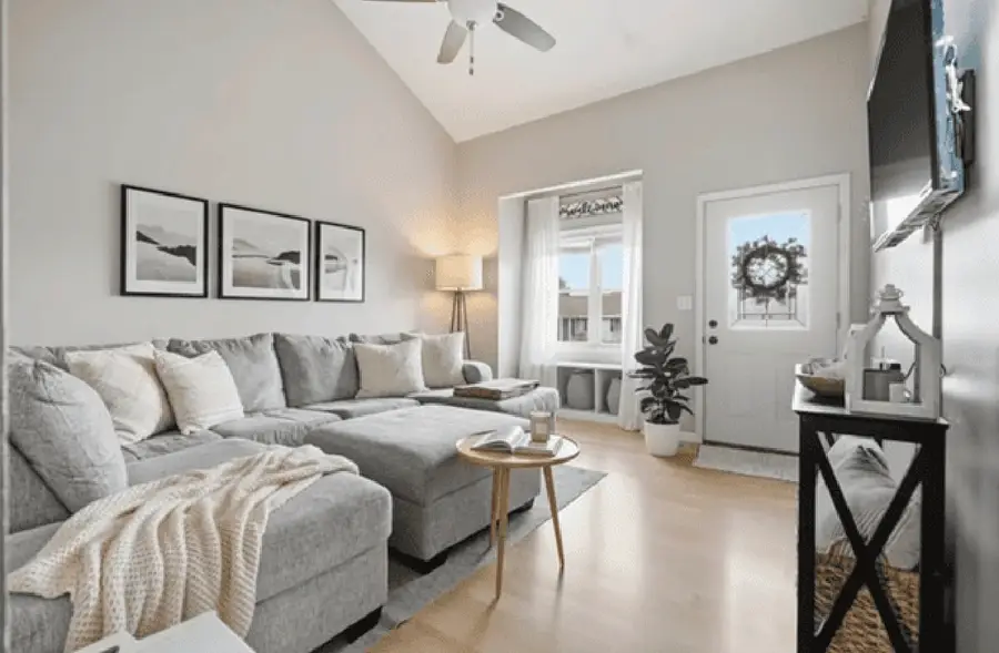 1020 Laesch Avenue #A, Bloomington, IL 61704 - #3