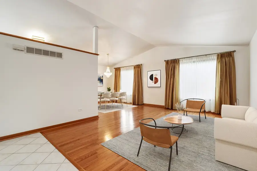 453 Hoxie Avenue, Calumet City, IL 60409 - #2