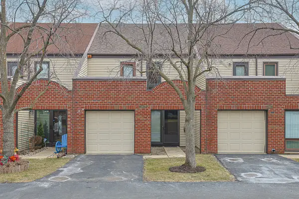 638 Naples Court #638, Glenview, IL 60025