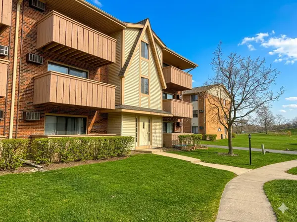 11 Cedar Court #3, Vernon Hills, IL 60061