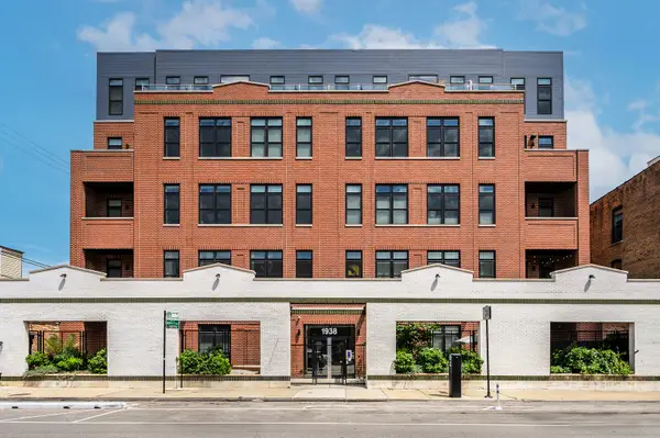 1938 W Augusta Boulevard #204, Chicago, IL 60622