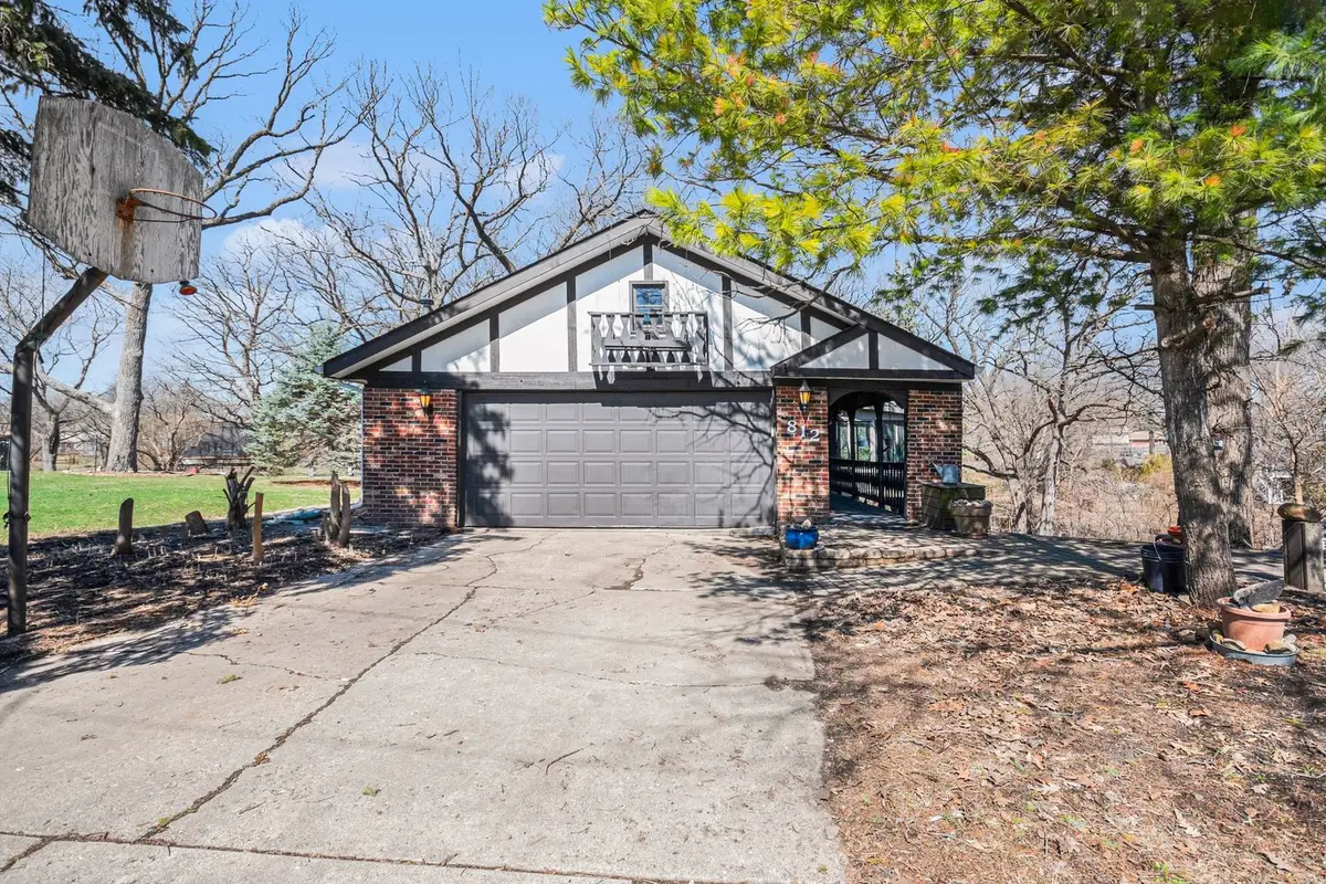 812 Sunset Drive, Shorewood, IL 60404 - #1