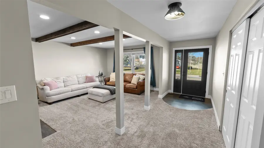 715 Surryse Road, Lake Zurich, IL 60047 - #3