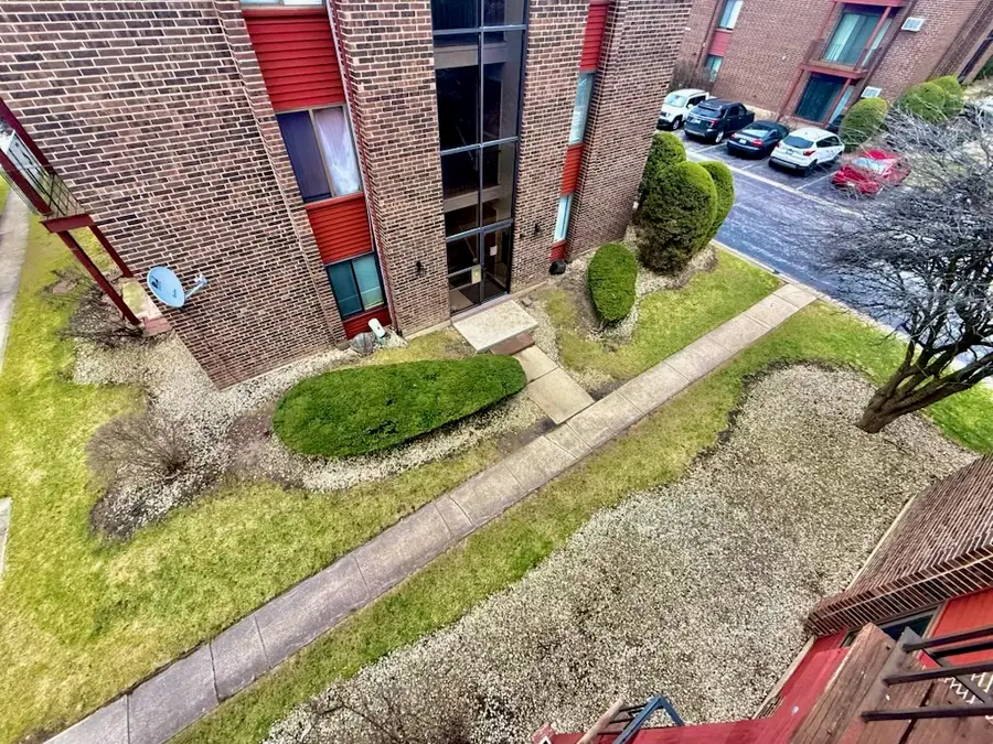 15804 Terrace Drive #R03, Oak Forest, IL 60452 - #2