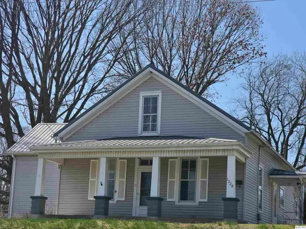 1228 S 12th Street, Quincy, IL 62301