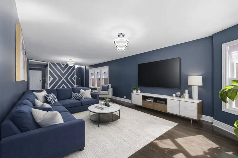 7145 S Richmond Street, Chicago, IL 60629 - #3