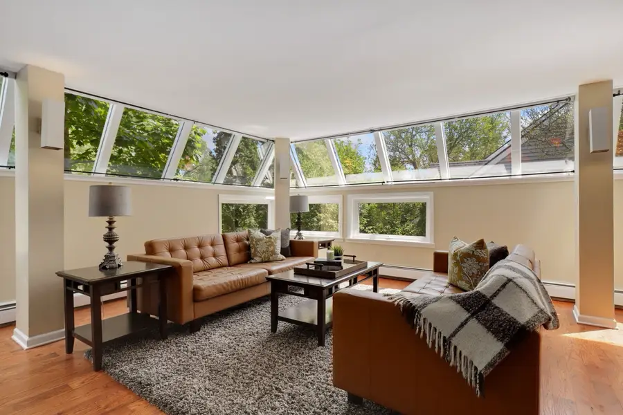 1010 S Summit Street, Barrington, IL 60010 - #3