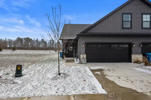 7 Prairie Trail, Monticello, IL 61856