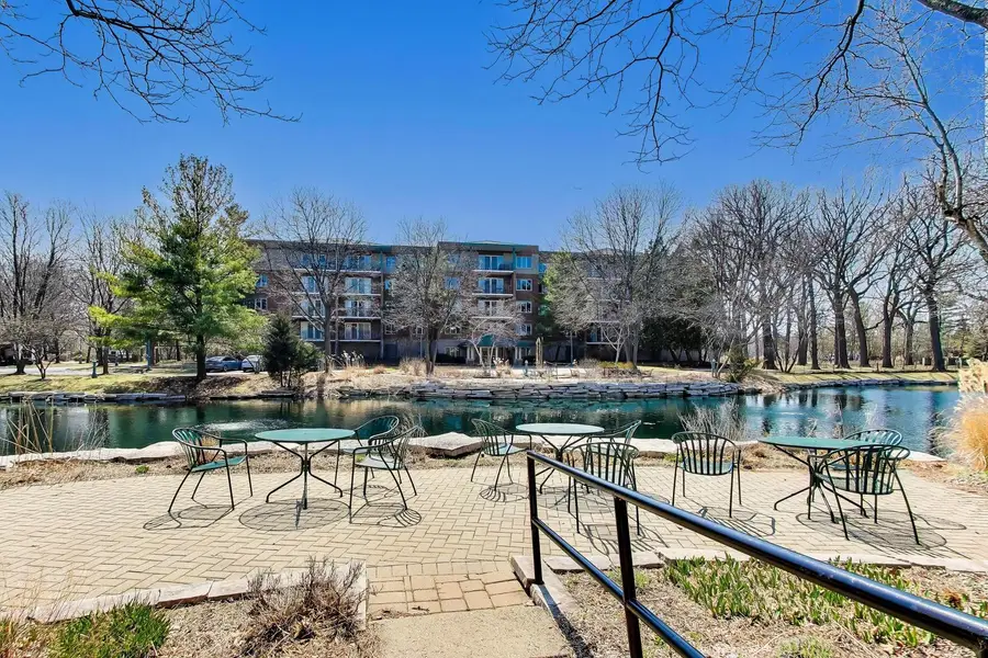 3940 W Bryn Mawr Avenue #501, Chicago, IL 60657 - #3