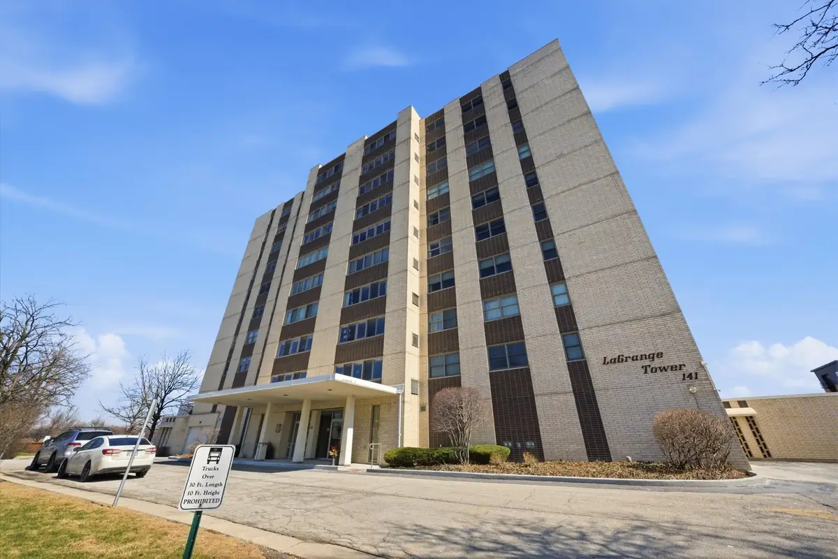 141 N La Grange Road #806, La Grange, IL 60525 - #1