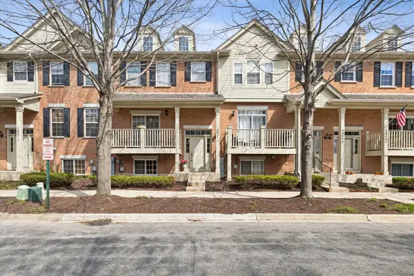 77 Lee Court, Winfield, IL 60190