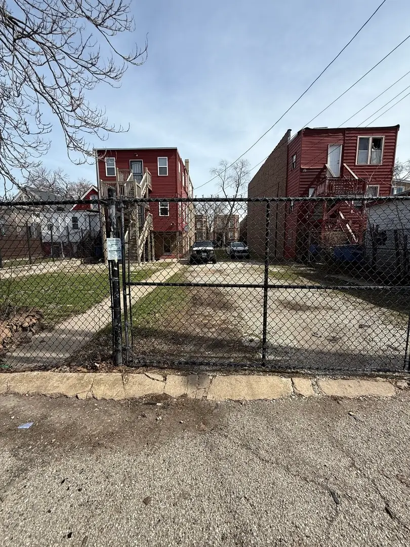 830 N Springfield Avenue, Chicago, IL 60651 - #3