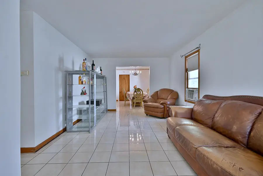 322 S Walnut Street, Bensenville, IL 60106 - #3