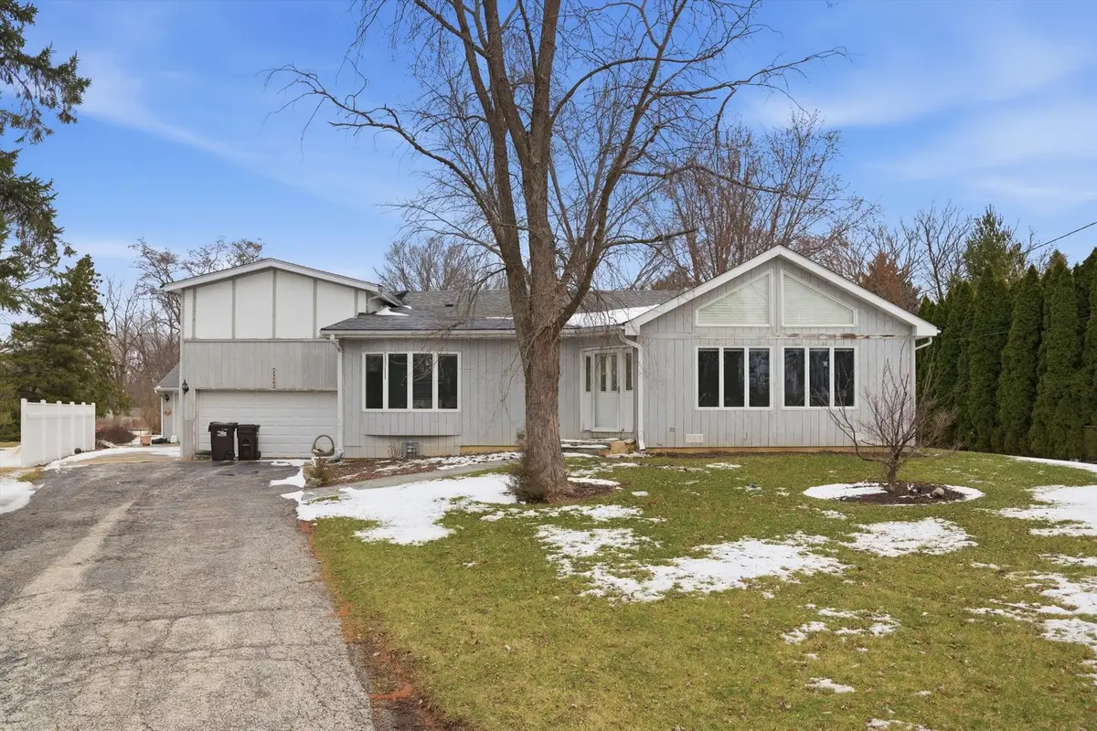 23203 N Prairie Lane, Lincolnshire, IL 60069 - #1