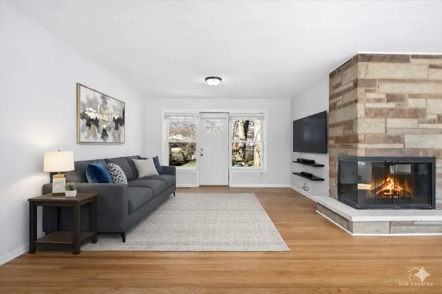 114 N Salem Avenue, Arlington Heights, IL 60005 - #3