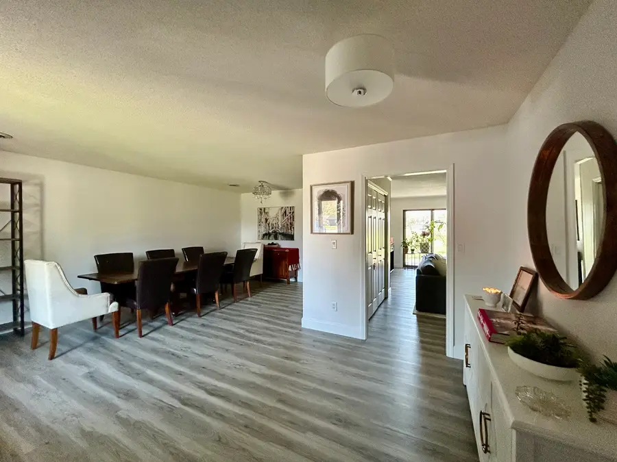 205 S Mark Court, Carbondale, IL 62901 - #2