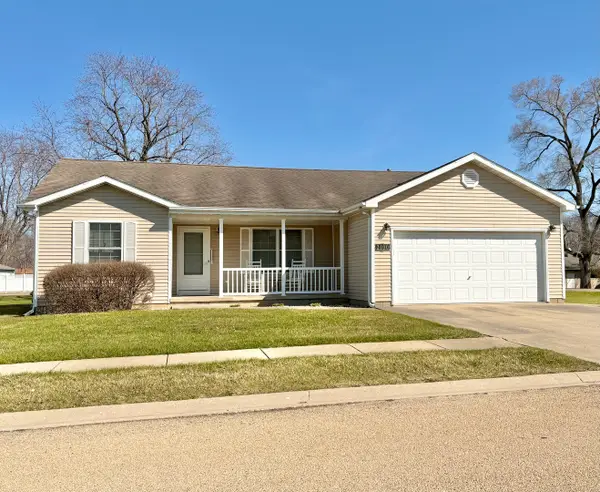 2100 Fox Chase Drive, Ottawa, IL 61350