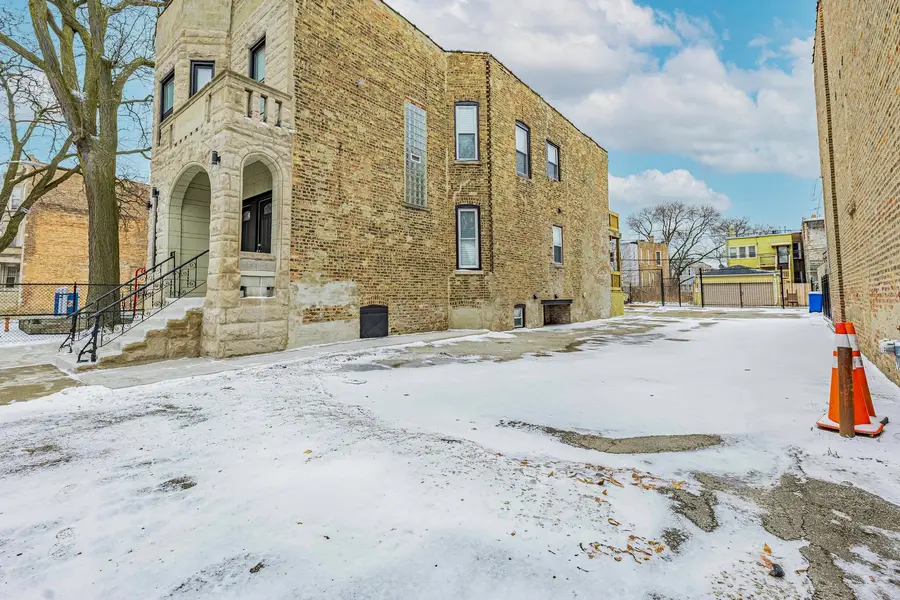 1539 S Christiana Avenue, Chicago, IL 60623 - #2