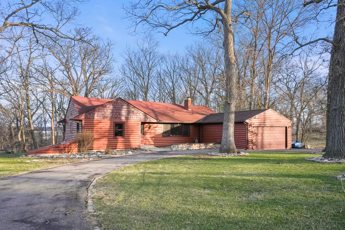 1630 Raymond Street, South Elgin, IL 60177 - #1