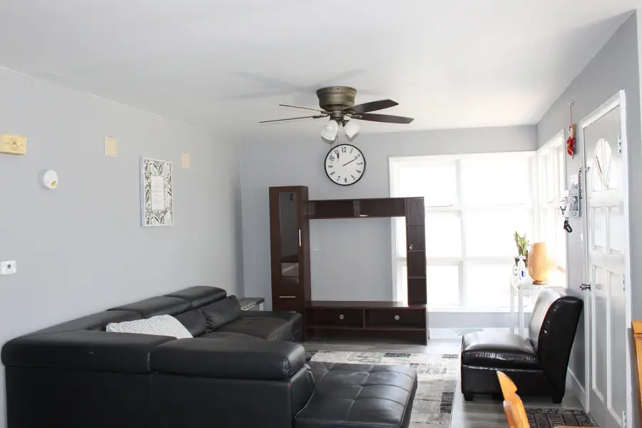 402 N East Street, Somonauk, IL 60552 - #3