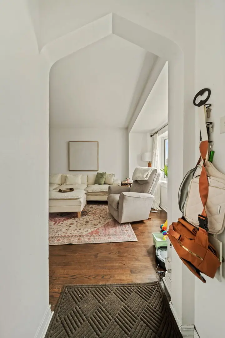 5805 S Kilbourn Avenue, Chicago, IL 60629 - #2