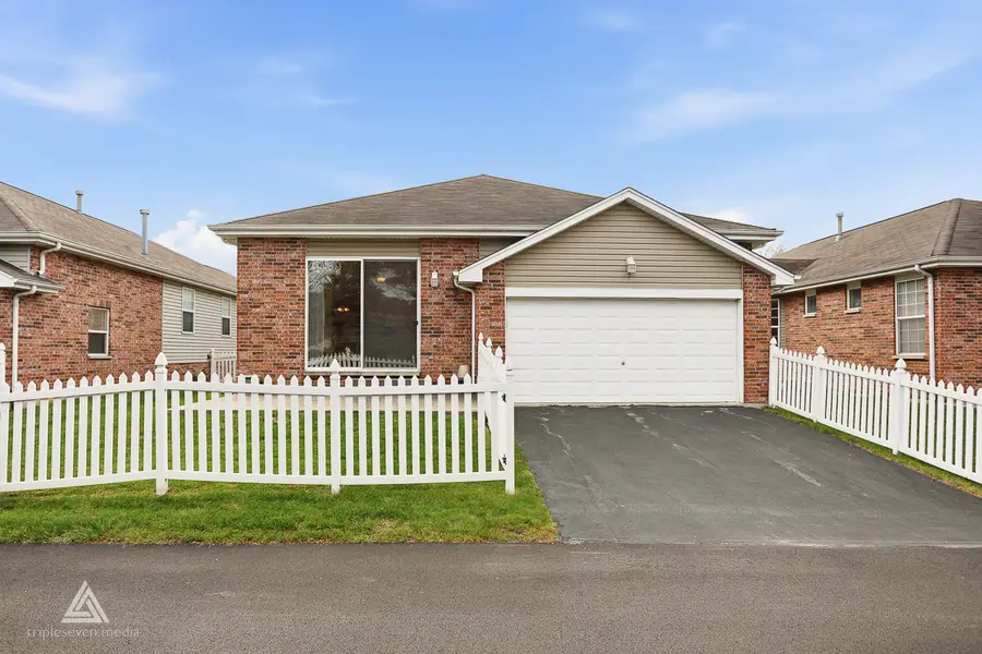 9430 Georgetown Square, Orland Park, IL 60467 - #3