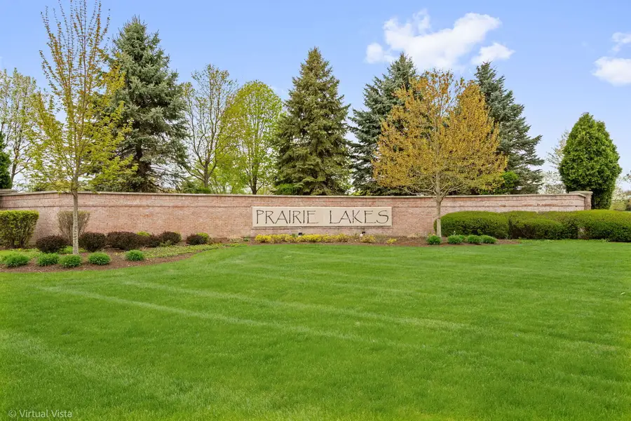 39W354 Long Meadow Lane, Saint Charles, IL 60175 - #2