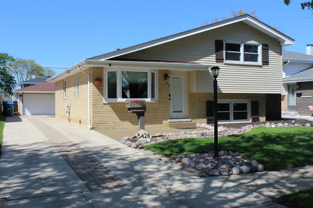 5428 138th Street, Crestwood, IL 60418 - #1