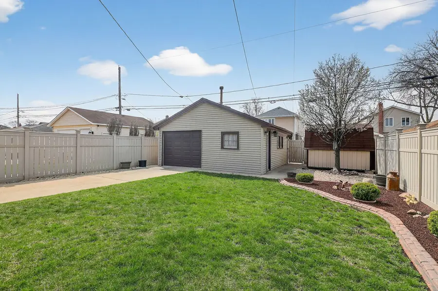 5804 S Natoma Avenue, Chicago, IL 60638 - #3