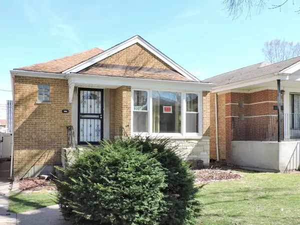 8005 S Campbell Avenue, Chicago, IL 60652