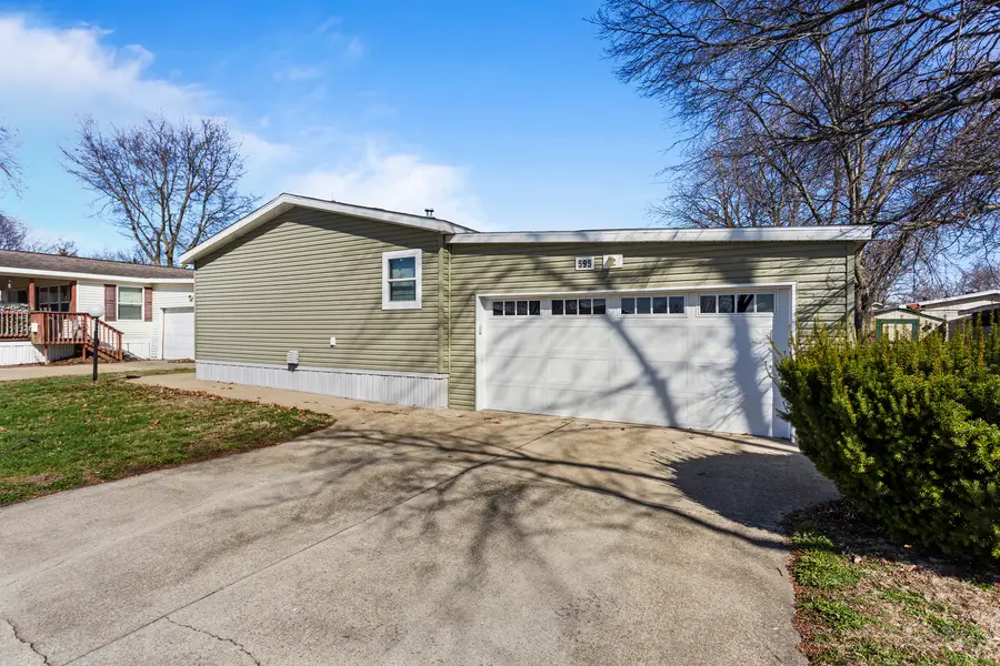 595 Bureau Street, Mahomet, IL 61853 - #2