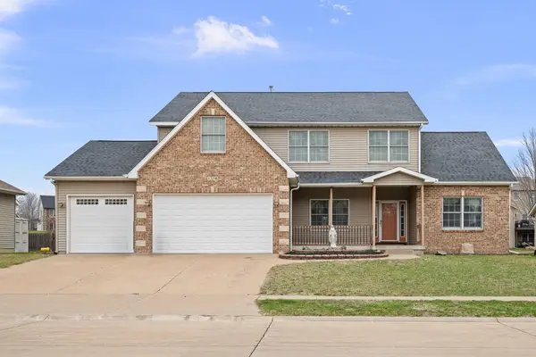 1338 W 61st Street, Davenport, IA 52806